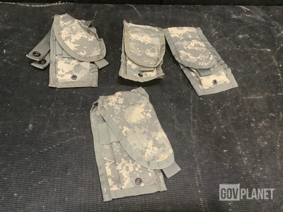 (3,022) M4 Two Mag Pouches
