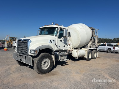 2017 Mack GU713 6x4 Betonomieszarka