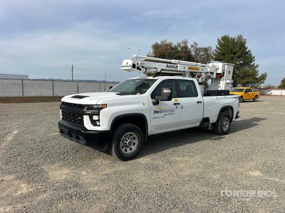 AxionLift URG 27 ft on 2023 Chevrolet Silverado 3500HD 4x4 Crew Cab Bucket Truck