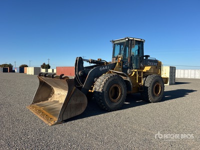 2005 John Deere 644J Chargeuse sur pneus