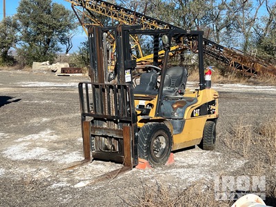 Cat 2P6000 Cushion Tire Forklift