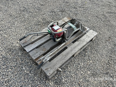 2019 Multiquip DSGPULW Concrete Screed