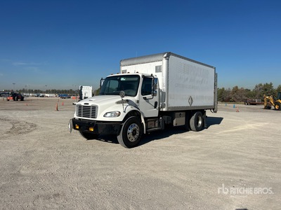2019 Freightliner M2 106 4x2 Furgonetka