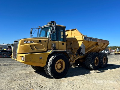 2011 John Deere 300D Camión Dumper Articulado