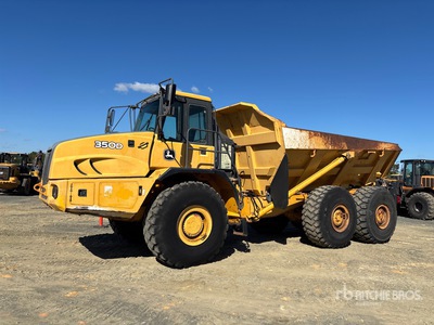 2006 John Deere 350D Articulated Dump Truck