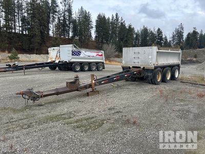 1997 Clough Pup 13 ft 0 in Tri/A Drawbar Remolque volcador con acoplado