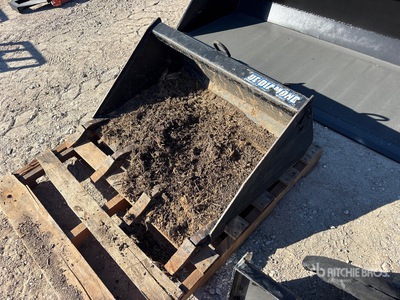 Blue Diamond 108015-25 36 in General Purpose Mini Skid Steer Bucket