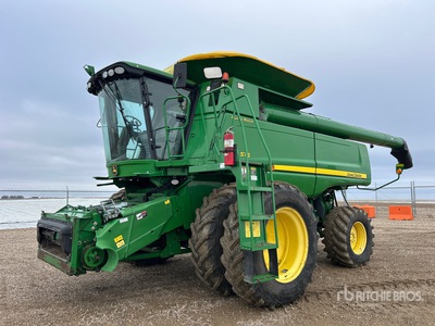 John Deere 9770 STS Combine Harvester