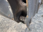 Chassis with Quick Coupler to Arms Pins