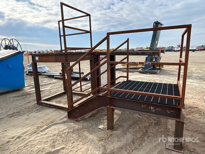 1 Set of Stairs (4 Steps) 2 Landings 4ft x 4ft 6In