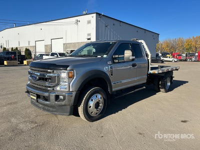 2020 Ford F-550 XLT 4x4 Extended Cab Flatbed Truck