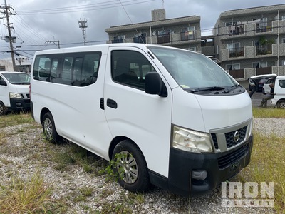 2015 年 Nissan NV350 Caravan Passenger Van