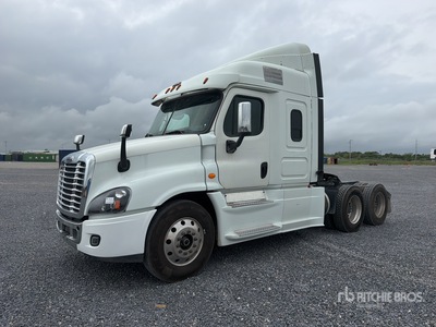 2018 Freightliner Cascadia 125 6x4 Tractocamion con Dormitorio / T/A Sleeper Truck Tractor