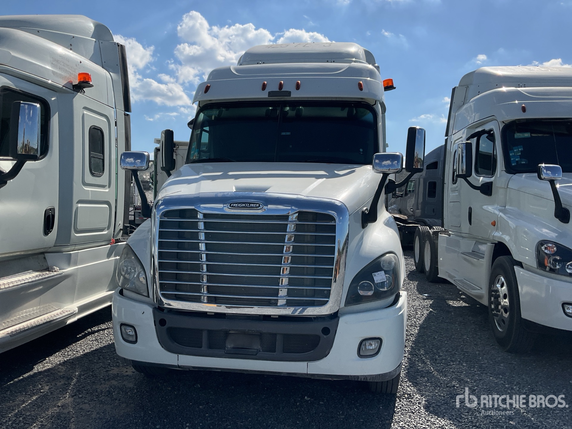2018 Freightliner Cascadia 125 6x4 Tractocamion con Dormitorio / Sleeper Prime Mover