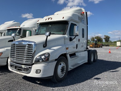 2018 Freightliner Cascadia 125 6x4 Tractocamion con Dormitorio / Sleeper Truck Tractor