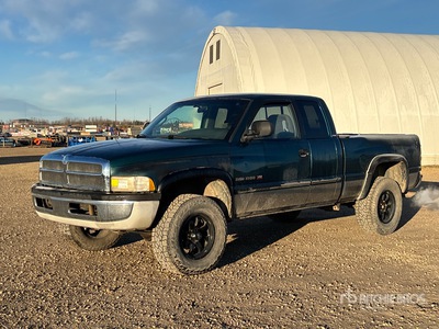 1998 Dodge Ram 1500 Laramie 4x4 Extended Cab Pickup