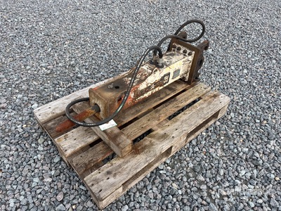 BLTB45 Q/C Hydraulic Breaker