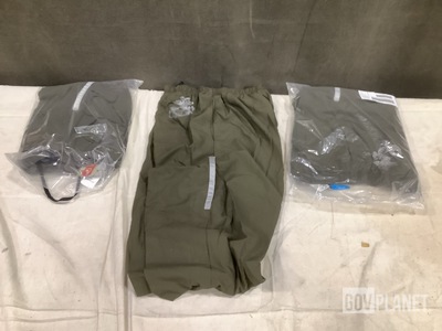 (580) Pairs of USMC Athletic Pants