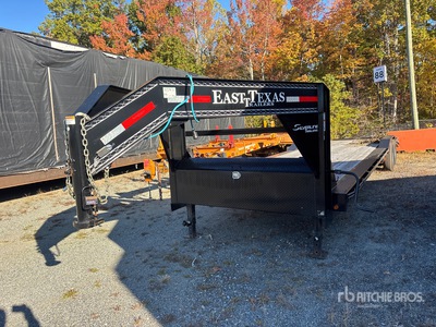 2025 East Texas 32 ft T/A Gooseneck Geräteanhänger