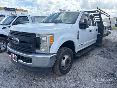 2017 Ford F-350 XL 4x4 Crew Cab Camión Caja Abierta