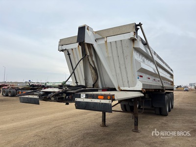 2008 Arnes 30 ft Tri/A End Dump Trailer