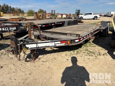 2014 (unverified) Towmaster T-12DT 22 ft T/A Tilt Deck Trailer