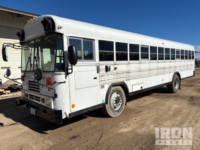 2004 BlueBird All American FE 4x2 72-Seat School Autobus