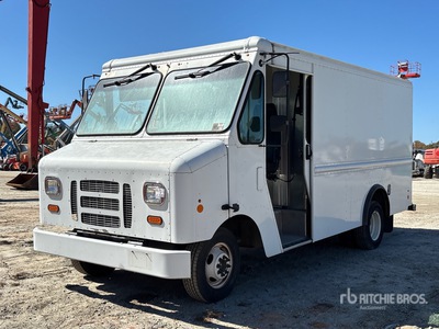 2016 Ford Econoline 4x2 Step Van