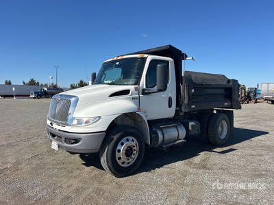 International MV 607 4x2 Tipper Truck
