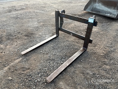 48 in Wheel Loader Forks - Fits Wacker Neuson 850
