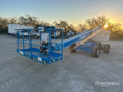 2015 Genie S-40 4WD Diesel Telescopic Boom Lift