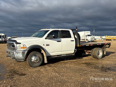 2011 Ram 5500HD 4x4 Crew Cab Autocarro cassone fisso