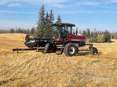 2001 MacDon 9352 25 ft Swather Zwadmaaier