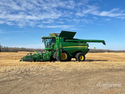 2014 John Deere S680 Maaidorser