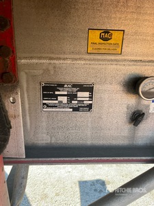 2008 MAC 53 ft T/A Flatbed Trailer