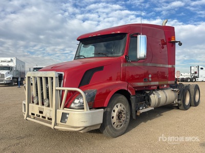 2012 Volvo VNL 6x4 Cabeza Tractora Cabina Dormitorio