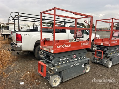 2017 Skyjack SJIII-3219 Electric シザーリフト