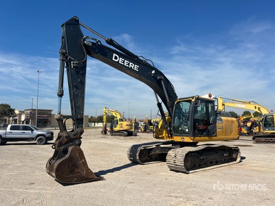 2019 John Deere 210G LC Escavatore cingolato