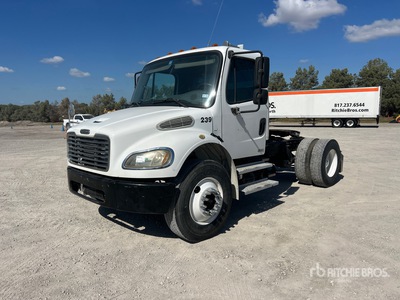 2004 Freightliner M2 106 4x2 Cabeza Tractora Cabina Corta