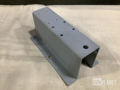(10) Cummins 3088952 Multiple Angle Brackets