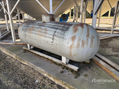 1000 gal Propane Tank