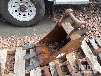 2020 (unverified) Tag 13 in Digging Excavator Bucket