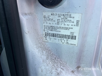 2015 Ford F-250 4x4 Extended Cab Utility Truck