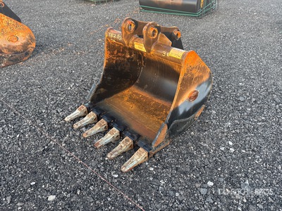 36 in Digging Excavator Bucket - Fits Takeuchi TB290
