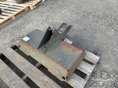 Skid Steer Attachment Mounting Plate
