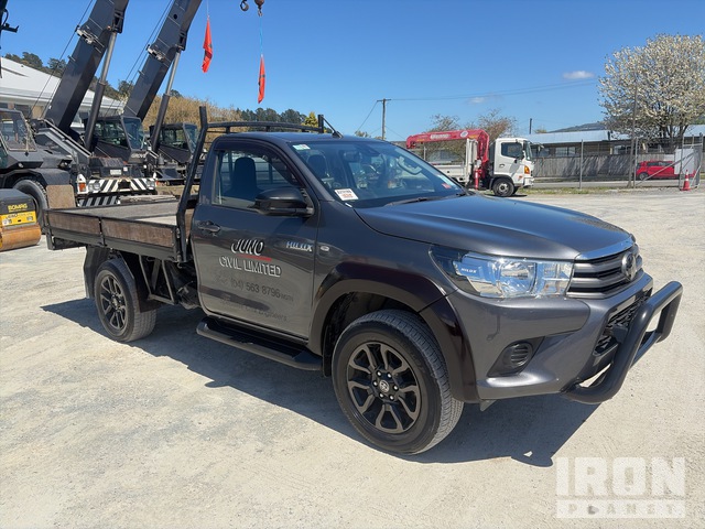 2023 Toyota Hilux SR 4x4 Pickup