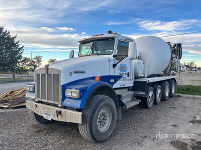 2004 Kenworth W900 6x4 Mixer Truck