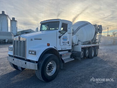 2007 Kenworth W900 Mixer Truck