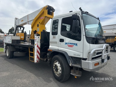 1994 Redmond Gary TF16M 16 m on 2006 Isuzu FVD950 4x2 Bucket Truck