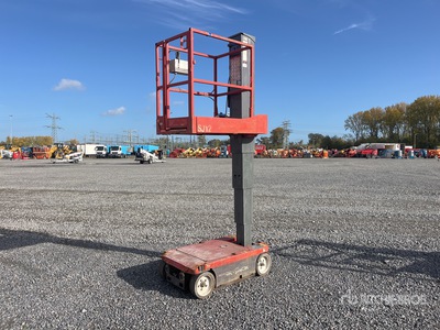 2016 Skyjack SJ12 Elevador vertical (Inoperable)